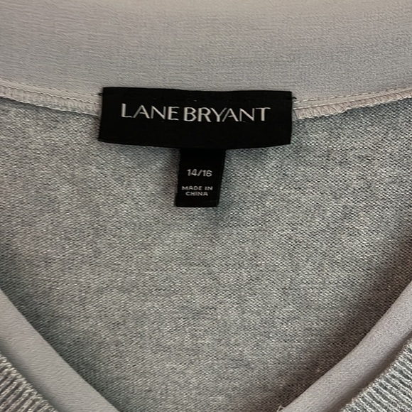 Gray long sleeve sweater size 14/16 - Picture 2 of 4